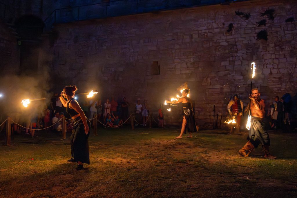 medieval nights - 214